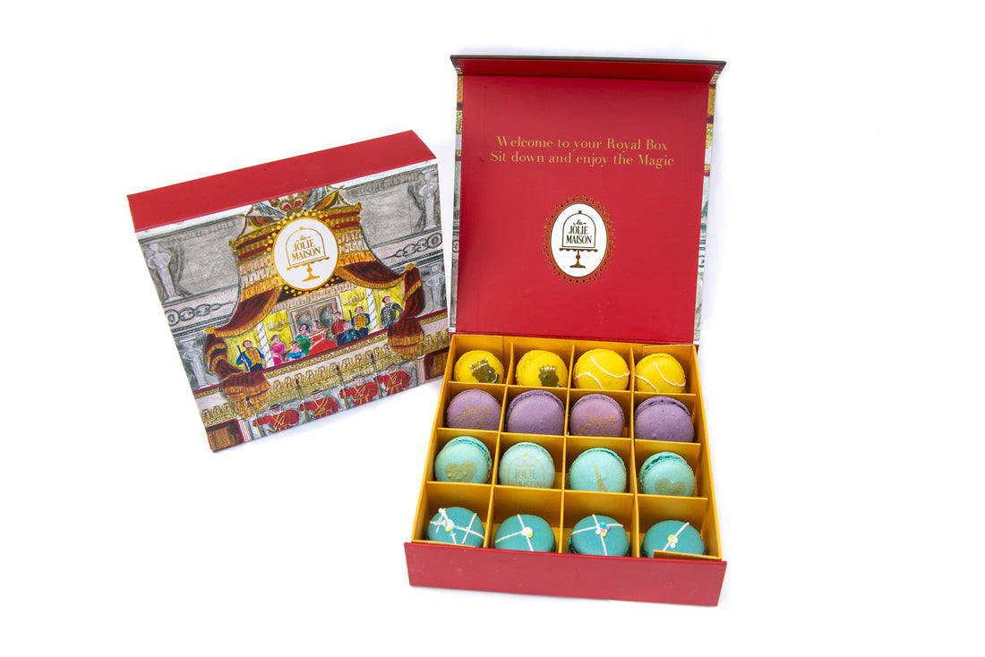 Custom 16 Macaron box